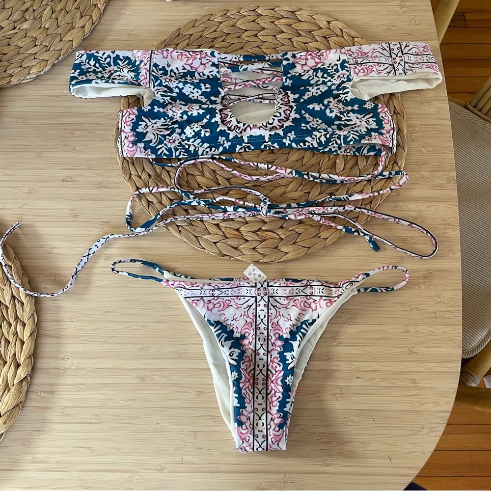 Bikini